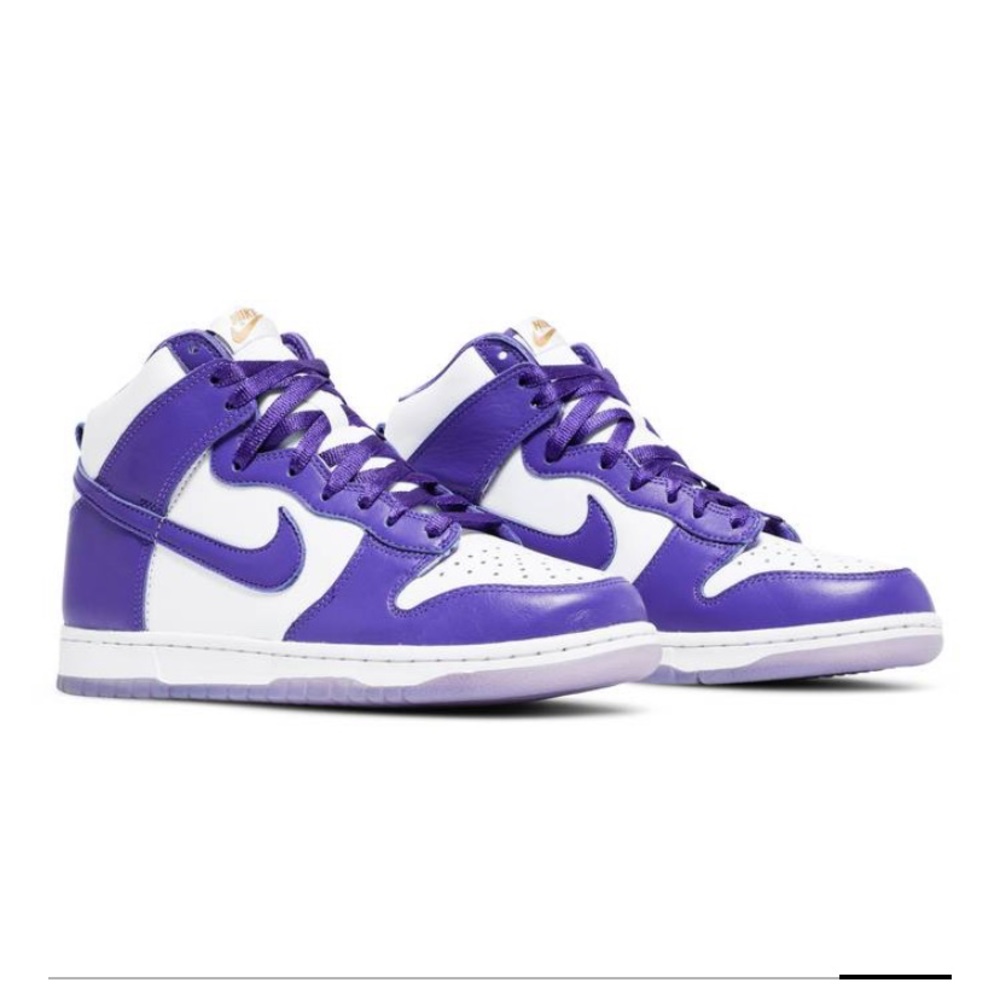Nike Dunks